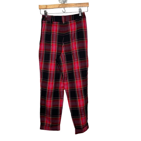 Topshop Martha Check Peg Leg Trousers Pink- and red-tinged tartan - Picture 3 of 12